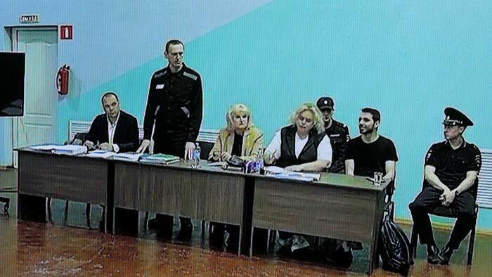 NextImg:Anti-Putin Activist Alexey Navalny Handed 19 More Years In Prison