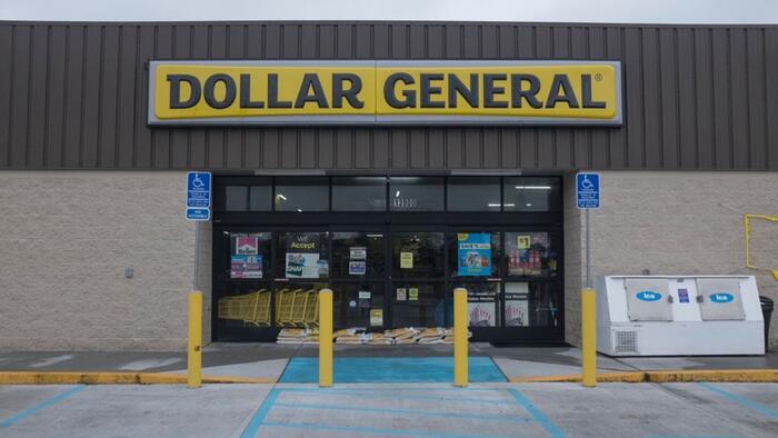 NextImg:Dollar General Plunges On Missed Earnings, Outlook Slashed; A Warning Sign Consumer Cracks