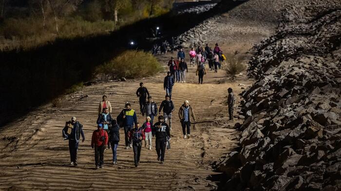 NextImg:Victor Davis Hanson: Our Self-Induced Catastrophe At The Border 