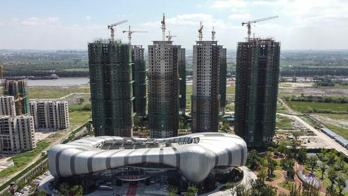 NextImg:Chinese Property Stocks Soar After Latest Beijing Support, Country Garden Debt Deal