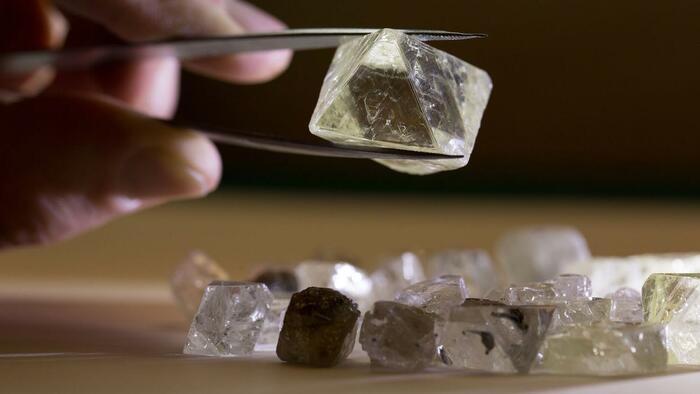 G7 Prepares Russian Diamond Ban, Potentially Reshaping Global Rough Stone Supply Chain - Vimarsana News