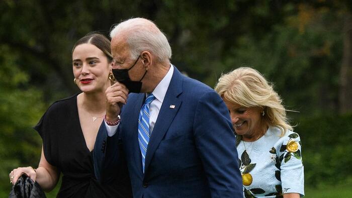 NextImg:Hunter Biden's Daughter Was Living In White House While Representing Peruvian Government