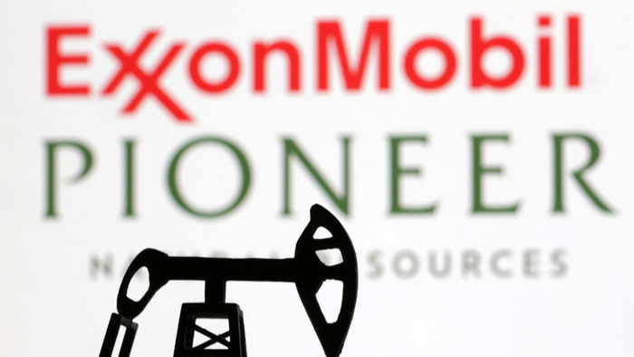 NextImg:Exxon Becomes King Of Shale With Blockbuster $60 Billion Purchase Of Pioneer