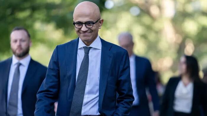 NextImg:Microsoft Soars As 'Everything Beats', Azure Growth Re-Accelerates