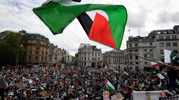 NextImg:Watch: Tensions Mount As London Streets Flooded With Pro-Palestinian Protesters