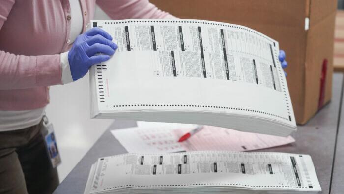 NextImg:Experts "Quite Worried" About High Turnover Among Election Workers
