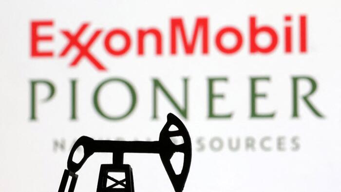 NextImg:Wall Street Applauds Exxon's Transformational "Home Run" Deal