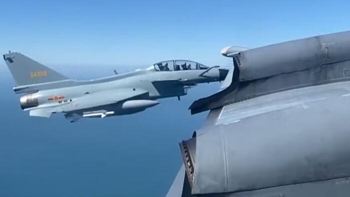 NextImg:Watch: Chinese Jets Come Within 5 Meters Of Canadian Spy Plane In 'Very Aggressive' Intercept
