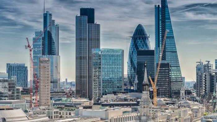 NextImg:UK Scraps Cap On Banker Bonuses In Post-Brexit Bid To Make London More Competitive