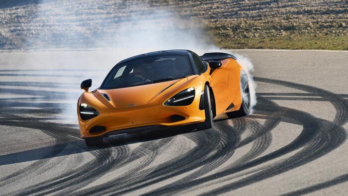 NextImg:McLaren CEO Says Supercars Not Ready For EV Technology
