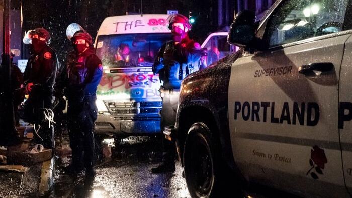 NextImg:Portland Residents Told Not To Call Police For Help