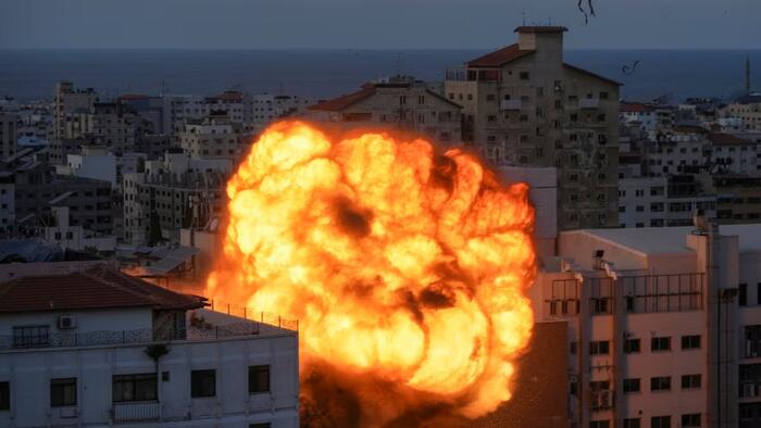 NextImg:This Means War