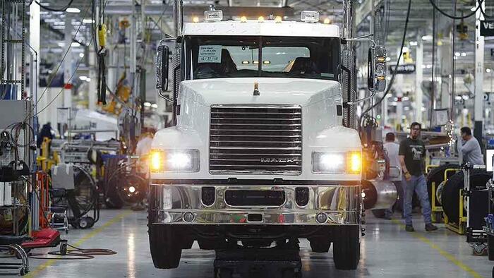 NextImg:4,000 UAW Mack Trucks Workers Begin Striking At East Coast Plants