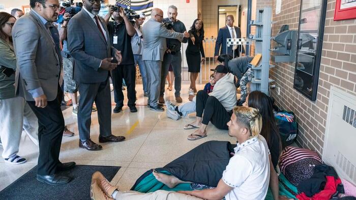 NextImg:Chicago Giving Migrants $9,000 In Rental Assistance