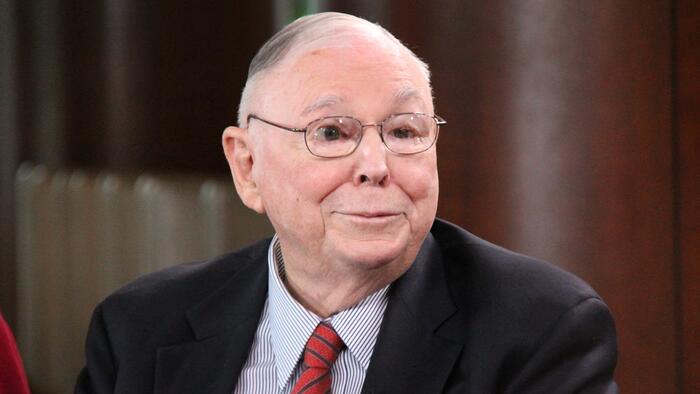 Charlie Munger Dead At 99 - Vimarsana News