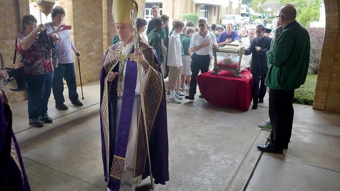 Texas Bishop Joseph Strickland Speaks Out About His Removal By Pope Francis - Vimarsana News