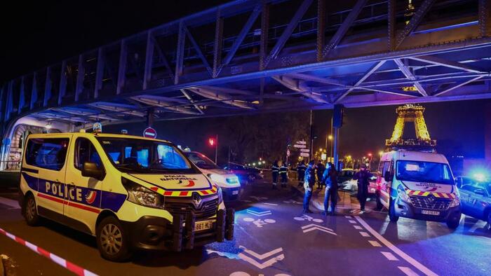 Hammer-Wielding Man Shouting 'Allahu Akbar' Kills Paris Tourist, Wounds 2 More - Vimarsana News