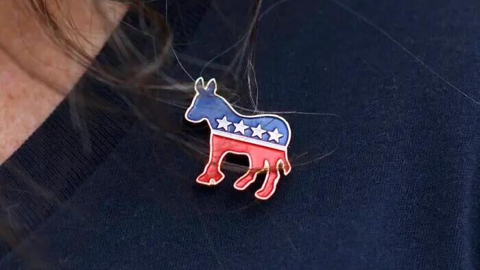 'A Significant Shift': Blue Collar Democrats Switching To Republican In 'Deep Purple' Pennsylvania - Vimarsana News