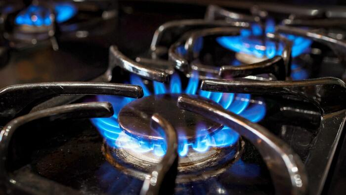 Biden Admin Alters Course On Gas Stove Rule After Months Of Negotiations - Vimarsana News