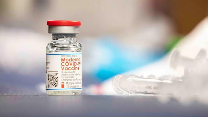 How Moderna Came Up With A Vaccine Against Vaccine Dissent: Lee Fang - Vimarsana News
