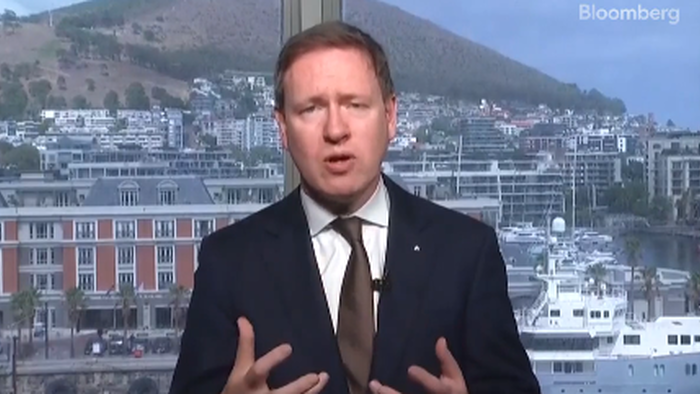 NextImg:De Beers CEO Declares "2024 Year Of Recovery" As Diamond Prices Stuck At 2004 Low