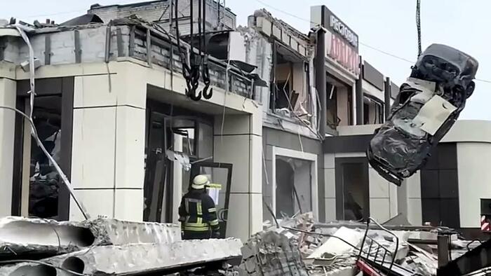 NextImg:Ukraine Shells Bakery With US Weapons, Kills 28