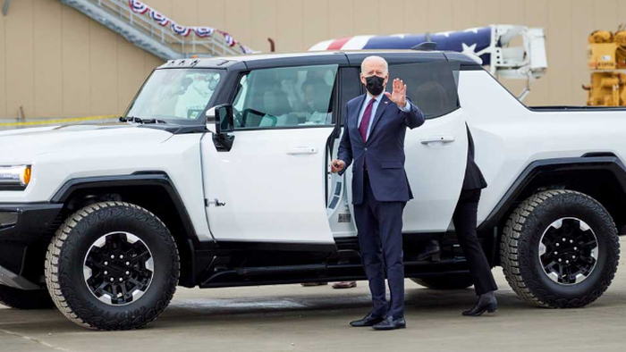 NextImg:Joe Biden's EV Mandate "Vision" For America Is In Full Collapse