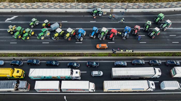 NextImg:Polish Farmers Plan General Strike, Blockade Of Ukraine Border