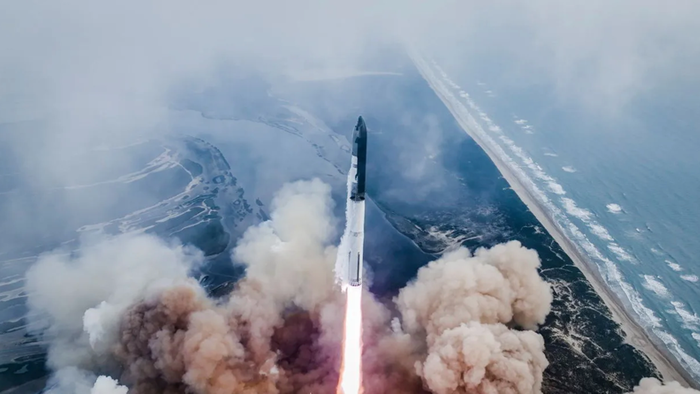 NextImg:John Stossel: "Our World Needs Fewer Elizabeth Warrens And More Elon Musks"