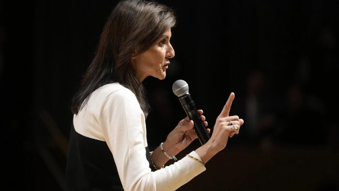 NextImg:Haley: Nominating Trump Means "Suicide For Our Country"