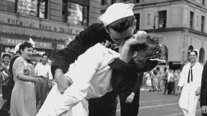 NextImg:VA Denies Removal Of Iconic WWII Kissing Photo After Rogue Woke Memo Circulates
