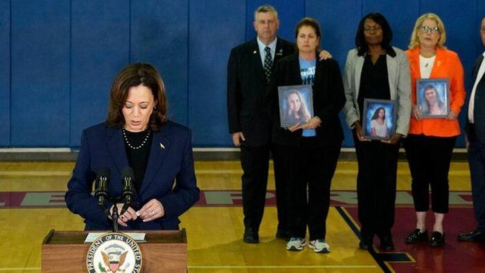 NextImg:Kamala Harris Announces DOJ-Funded Office To Push 'Red Flag' Gun Laws, Gets Slammed By Parkland Dad Over 'Photo Op'
