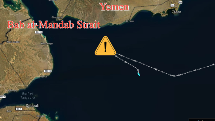 NextImg:Fatalities Reported, Crew Abandons Ship After Houthi Missile Attack; US & Allies Sending Warships