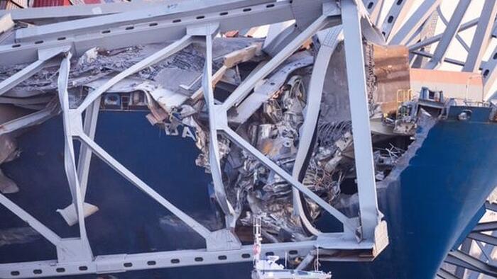 NextImg:Baltimore Bridge Collapse: Container Ship "Potentially Atop High-Pressure Underwater Gas Line"