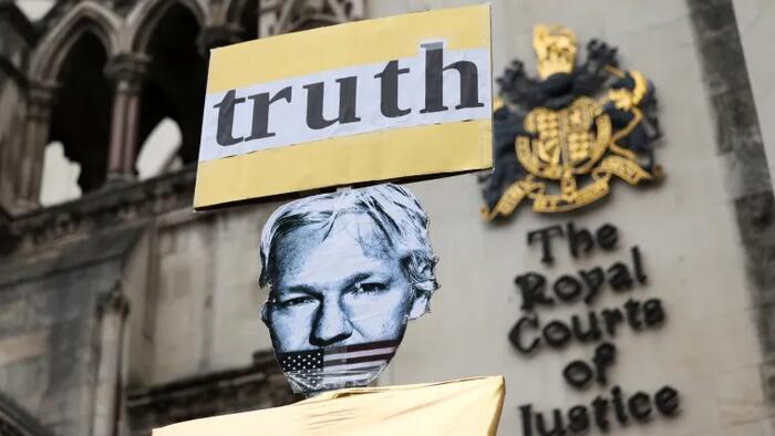 NextImg:UK Court To Issue Ruling On Julian Assange Extradition Tuesday Morning