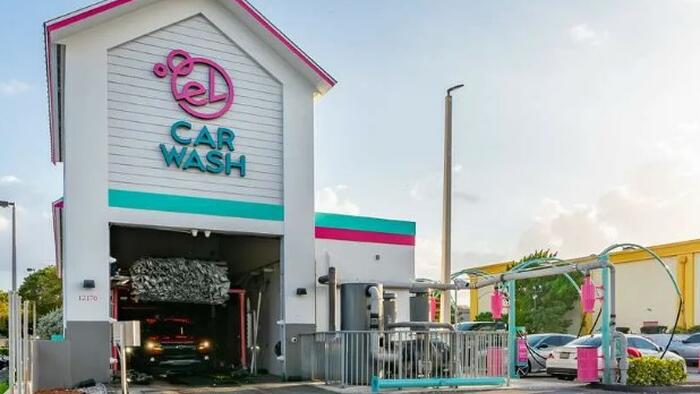 NextImg:The Great American Car Wash Boom