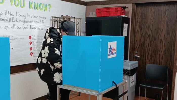 NextImg:Chicago Board Of Elections 'Mistakenly' Left Out Over 9,000 Mail-In Ballots In Primary Election