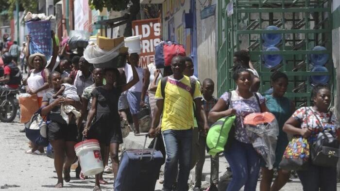 NextImg:Sens. Scott, Rubio Call For Plan To Handle Influx Of Haitian Migrants