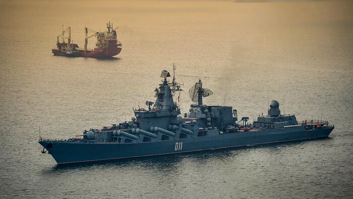NextImg:Russian Warships Enter Red Sea As Rival US-Led Coalition Patrols