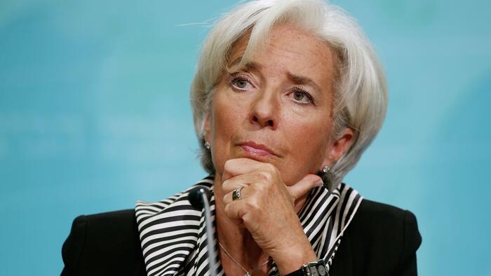 NextImg:Euro Extends Decline After ECB Holds Rates At Highs, Hints At Cuts To Come