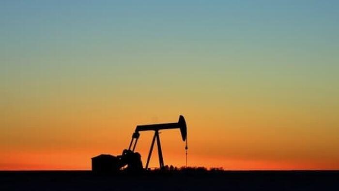 NextImg:The Three Oil And Gas Stocks Most Sensitive To Oil Price Swings