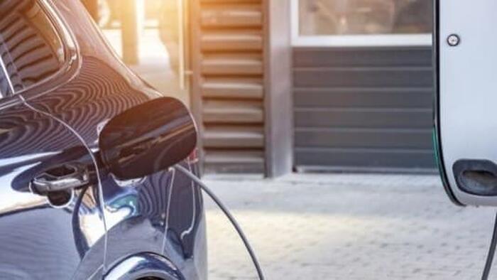 NextImg:Hertz Increases The Number Of Electric Cars It Wants To Get Rid Off To 30,000 From 20,000