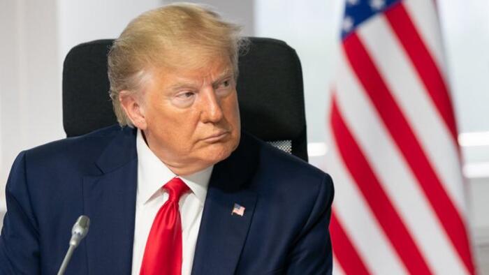 NextImg:N.Y. Gives Trump The Anne Boleyn Treatment