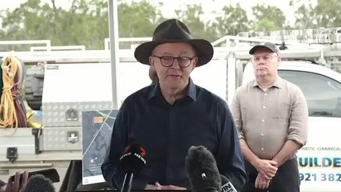 NextImg:Aussie Prime Minister Calls For Ban On Memes