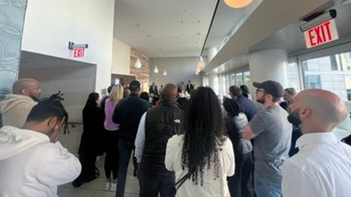 NextImg:Luxury DC Apartment Building Replaces Front Desk Staff With Amazon Lockers, Sparking Tenant Protest