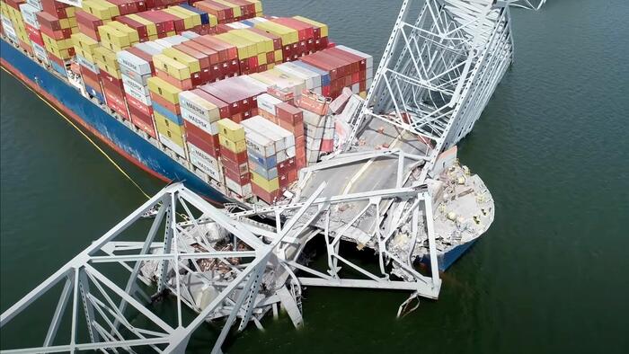 NextImg:Baltimore Bridge Collapse: FBI Agents Board Container Ship In "Court-Authorized" Investigation
