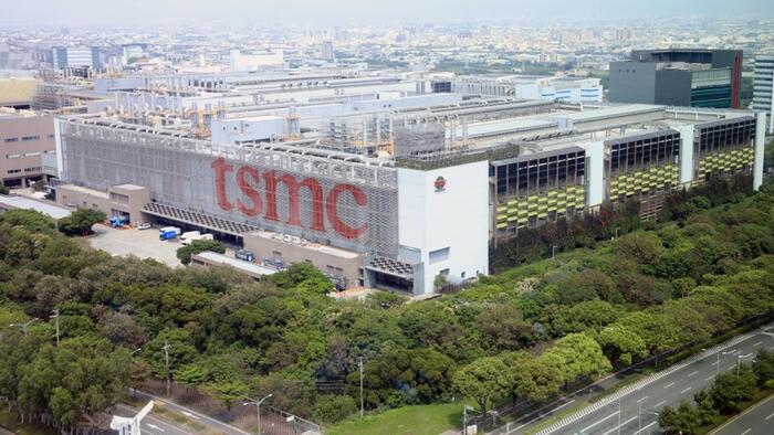 NextImg:TSMC Shutters Some Chipmaking Plants As Quake Rocks Island Nation