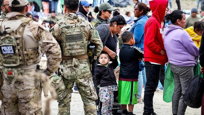NextImg:Border Outranks Ukraine As Moderate Voter Priority In Swing States: Poll