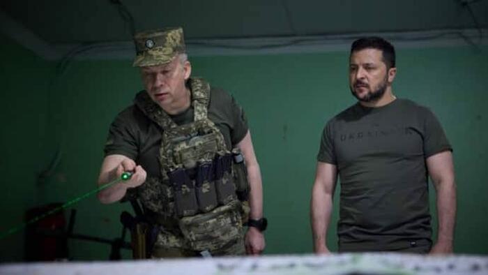 NextImg:Ukraine Army Chief Admits 'Tactical' Retreat Underway