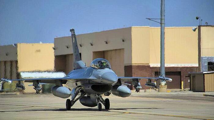 NextImg:USAF F-16 Fighter Jet Crashes In New Mexico